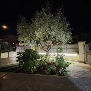 L'angolo Al Centro *