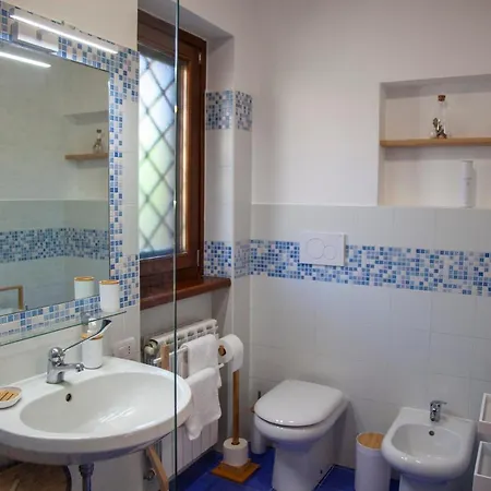 Ferienhaus L'angolo Al Centro Trevignano Romano